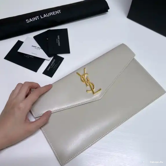 YSL POUCH UPTOWN 0702